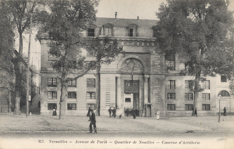 Versailles - Avenue de Paris - Quartier de Noailles - Caserne d'Artillerie. Edia, Paris-Versailles