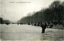 Versailles - Le Grand canal en hiver.