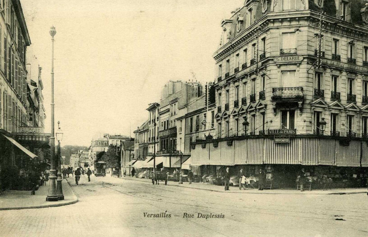 Versailles - Rue Duplessis. A. Bourdier, imp.-édit., Versailles