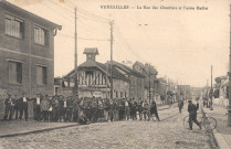 Versailles - La Rue des Chantiers et l'usine Baillet. Édition Saintin, Tabacs