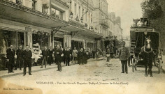 Versailles - Vue des Grands magasins Dufayel (avenue de Saint-Cloud). Mme Moreau, édit., Versailles