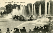 Parc de Versailles - Bassin de Neptune. Mme Moreau, édit., Versailles