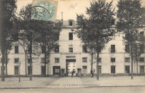 Versailles - 11e d'Artillerie (Avenue de Sceaux). Mme Moreau, édit., Versailles