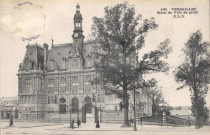 Versailles - Hôtel de Ville de profil. E.L.D.