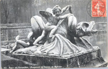Parc de Versailles. Fragment du bassin de Neptune. L.V. et Cie, Aqua Photo., Paris
