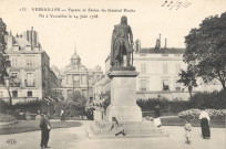 Versailles - Square et Statue du Général Hoche - Né à Versailles le 24 Juin 1768. E.L.D.