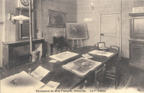 Pensionnat de Mlle François, Versailles - La 1re Classe. A. Breger-Frères, Paris