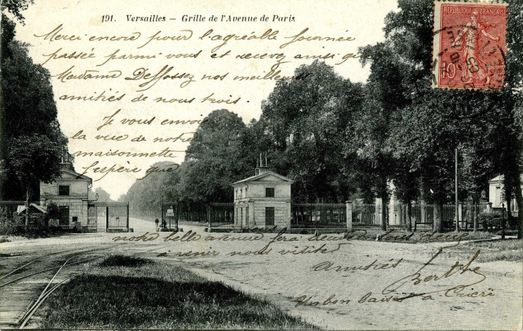 Versailles - Grille de l'Avenue de Paris. A. Bourdier, imp.-édit., Versailles