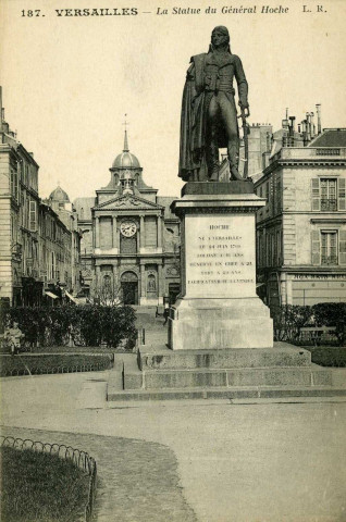 Versailles - La Statue du Général Hoche. L. Roger, phototypeur, Versailles