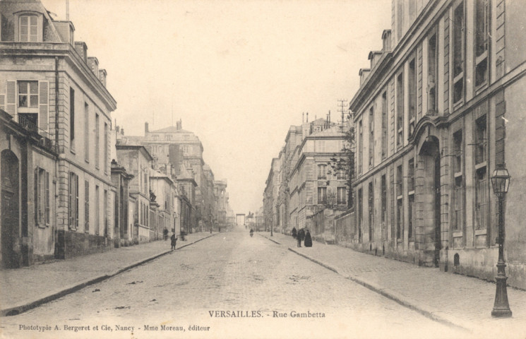 Versailles - Rue Gambetta. Phototypie A.Bergeret et Cie, Nancy, Mme Moreau, éditeur