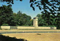 Versailles - Le Monument à la mémoire du Général Pershing Studio Sinclare - 6 rue Paul Albert, 75018 Paris