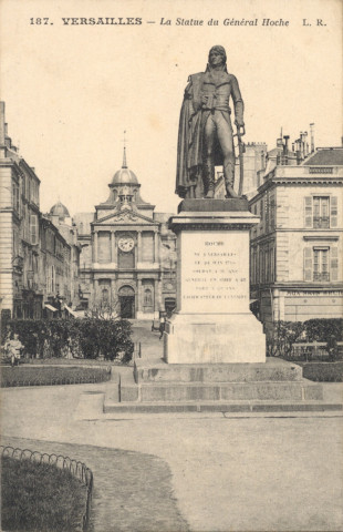Versailles - La Statue du Général Hoche. L. Ragon, phototypeur, Versailles