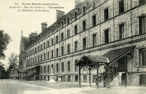 École Sainte-Geneviève - Ancienne "Rue des Postes" - Versailles - Le Bâtiment Notre-Dame. Édition J. David - E. Vallois, Succ., 99 rue de Rennes, Paris