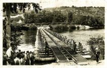 Camp de Satory - Versailles (S.-et-O.) - 5e Régiment du Génie - Pont exécuté en juillet 1950 à Laroche-Guyon (Seine-et-Oise). Photo véritable