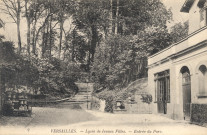 Versailles - Lycée de Jeunes Filles - Entrée du Parc.