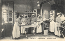 Versailles - La Pouponnière - La leçon de Cuisine. P.D., Paris