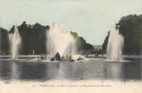Versailles - Le Bassin d'Apollon, un Dimanche de Grandes Eaux. P.D., Paris