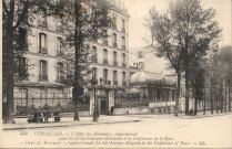 Versailles - L'Hôtel des Réservoirs - Réquisitionné pour les plénipotentiaires allemands à la Conférence de la Paix. Lévy Fils et Cie, Paris