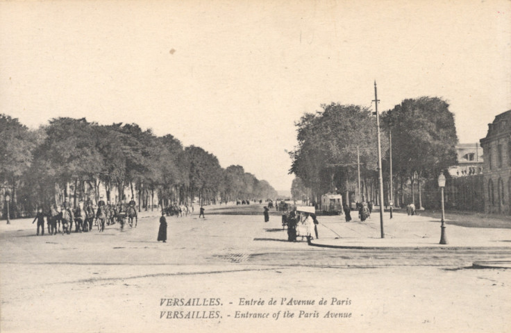Versailles - Entrée de l'Avenue de Paris. Mme Moreau, édit., Versailles