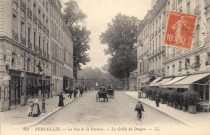 Versailles - La Rue de la Paroisse - La Grille du Dragon. L.L.