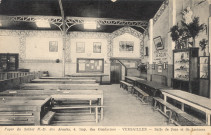 Foyer du Soldat N.-D. des Armées, 4 imp. des Gendarmes - Versailles - Salle de Jeux et de Lectures. Phot. Combier Macon, Édit. Hellio, 33 rue de la Paroisse, Versailles