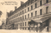 École Sainte-Geneviève - Ancienne "Rue des postes" - Versailles - Le Bâtiment Notre Dame. Éditions J. David et E. Vallois, Paris