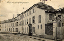 Versailles - École normale d'institutrices. Façade principal, Rue de Montreuil. Peyrot, 55 rue de Montreuil
