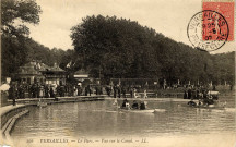 Versailles - Le Parc - Vue sur le Canal. L.L.
