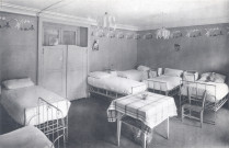 Sanatorium des Ombrages - Versailles - Chambre d'enfants - La Villa. Phototypie A.Benoit, 16 rue de Chartres, Neuilly-sur-Seine