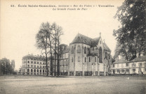 École Sainte-Geneviève, Ancienne "Rue des Postes" - Versailles - La Grande Façade du Parc. Edition J. David. E. Vallois, Paris