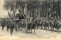 Catastrophe du dirigeable "République", le 25 Septembre 1909 - Les Funérailles des victimes à Versailles, Les Corbillards. C. Malcuit, phot-édit., Paris