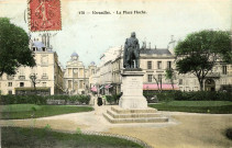 Versailles - La Place Hoche.