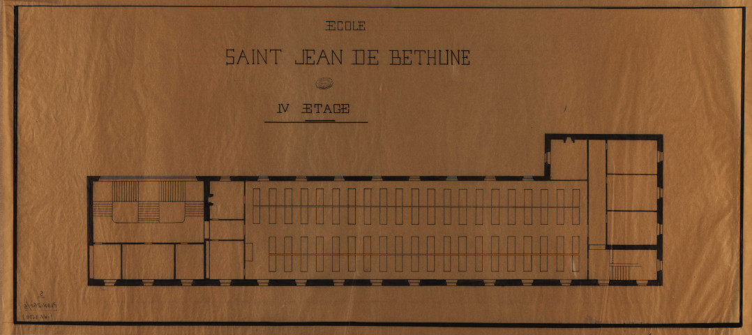 Ecole Saint-Jean de Béthune. Quatrième étage.