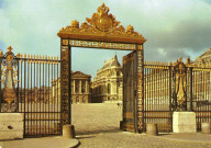 Versailles - La Grille d'Honneur. Das Ehrensgitter. Honour's Gate.