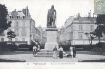 Versailles - Statue du Général Hoche.