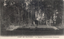 Camp de Glatigny - Le square commandant Doumenc. Imp. Edia, Paris-Versailles