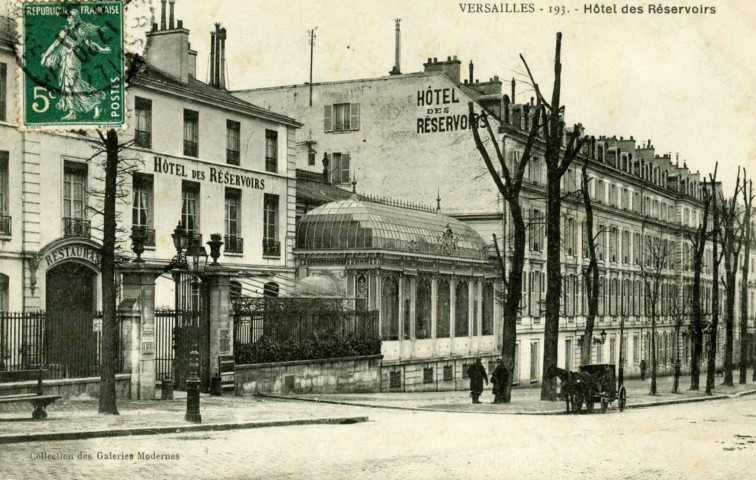 Versailles - Hôtel des Réservoirs. Collection des Galeries Modernes