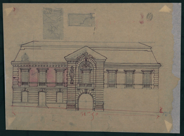 Bâtiment sur l'avenue de Paris pouvant faire pendant à la Chefferie.