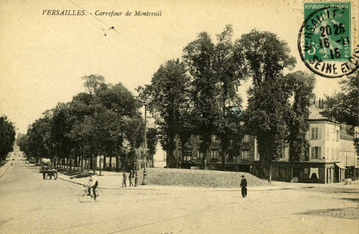 Versailles - Carrefour de Montreuil. Mme Moreau, édit., Versailles