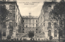 École Jules-Ferry - Versailles - Bâtiment principal. J.David et E.Valois, phot-édit., 99 rue de Rennes, Paris
