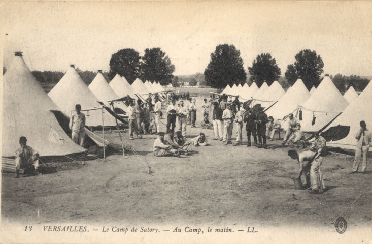 Versailles - Le camp de Satory - Au camp, le matin. Lévy Fils et Cie, Paris