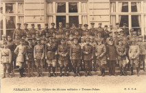 Versailles - Les Officiers des Missions militaires à Trianon Palace. Impr. Lévy Fils et Cie, Paris