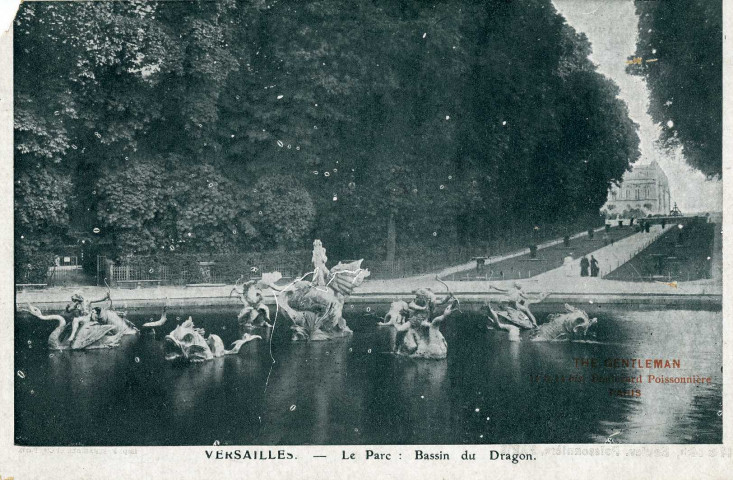 Versailles - Le Parc : Bassin du Dragon.
