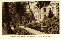 Chambre de Commerce de Versailles - Un coin du jardin. Studio André, Versailles