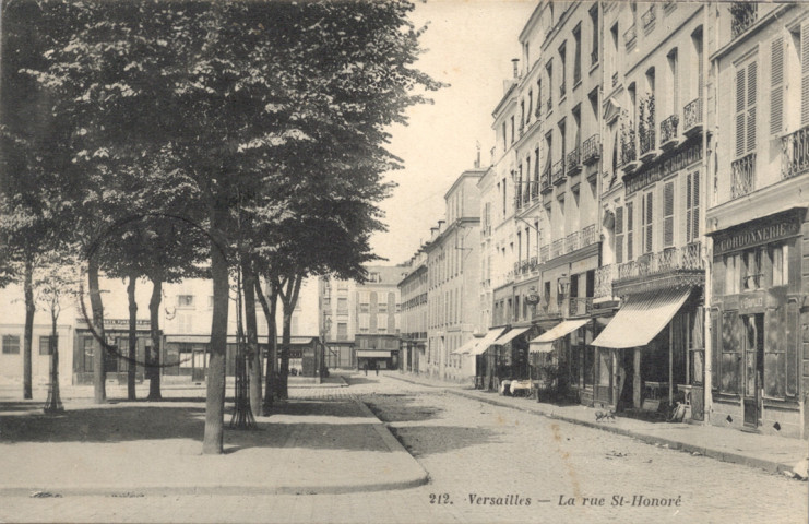 Versailles - La rue St-Honoré. Héliotypie A. Bourdier, Versailles