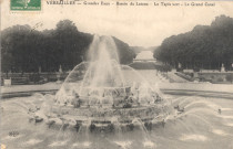 Versailles - Grandes Eaux - Bassin de Latone - Le Tapis Vert - Le Grand Canal. E.L.D.