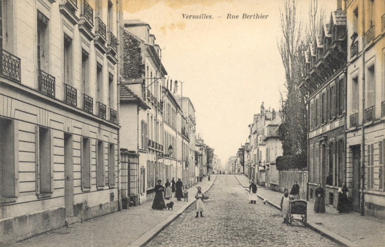 Versailles - Rue Berthier. Héliotypie Bourdier et Faucheux, Versailles