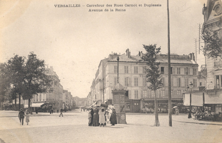 Versailles - Carrefour des Rues Carnot et Duplessis - Avenue de la Reine.