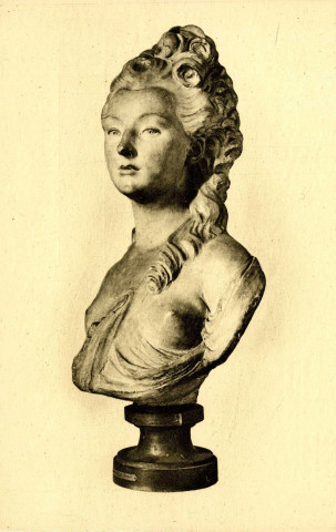 Bibliothèque de Versailles - J.J. Caffieri (buste de femme). Cliché M. Bréchin