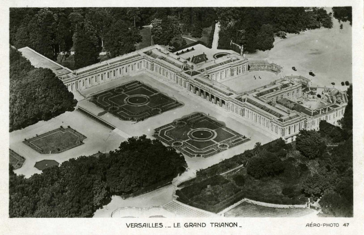 Versailles - Le Grand Trianon. Aéro-photo - 15 r. de Montmorency, Paris